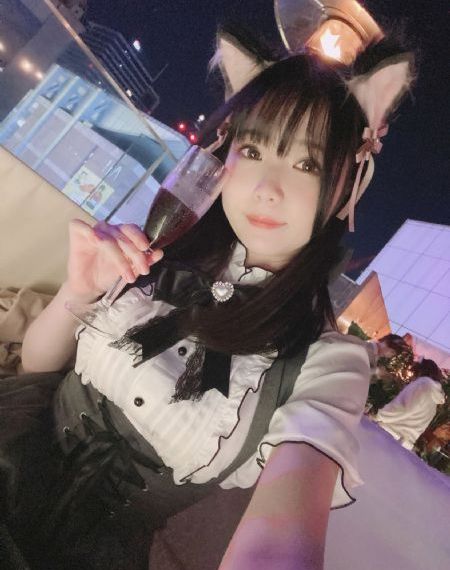 欧美美女机车皮裤_BD国语电影全集观看