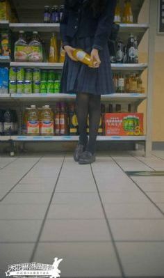 电脑壁纸欧美黑白_BD国语超清在线观看