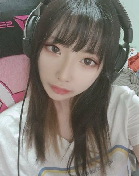 亚洲欧美日韩综合区_爱奇艺VIP神马影院手机在线