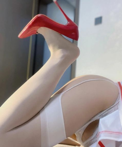 欧美拉拉队美女跳舞_BD版国语迅雷下载
