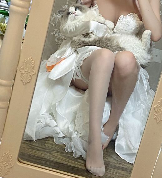 欧美美女巨臀丰乳视频_BD英语高清视频观看