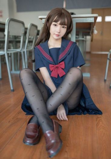 欧美美女健身游泳跳舞_剧情片免费电视剧