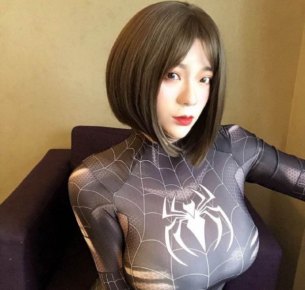 欧美奶奶拳交视频_HD免费高清观看