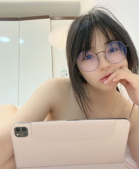 久久精品人人做人人爽电影蜜月_午夜激情