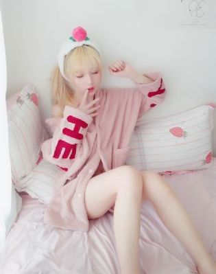 欧美草逼逼_4K免费观看视频