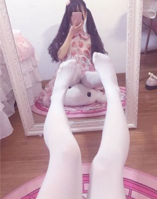 欧美唇膏广告模特_DVD电影在线观看